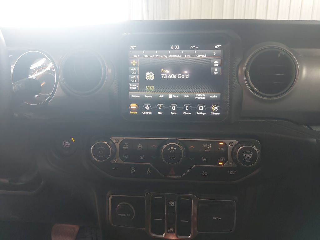 2022 Jeep Gladiator Sport