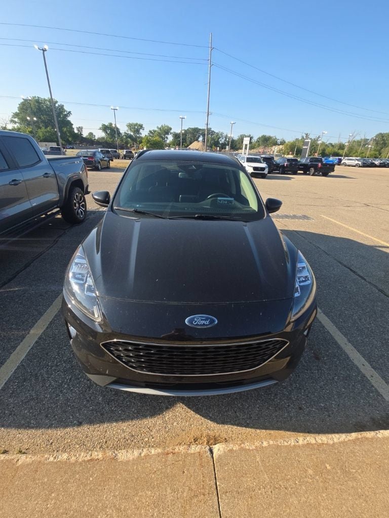 2020 Ford Escape Titanium