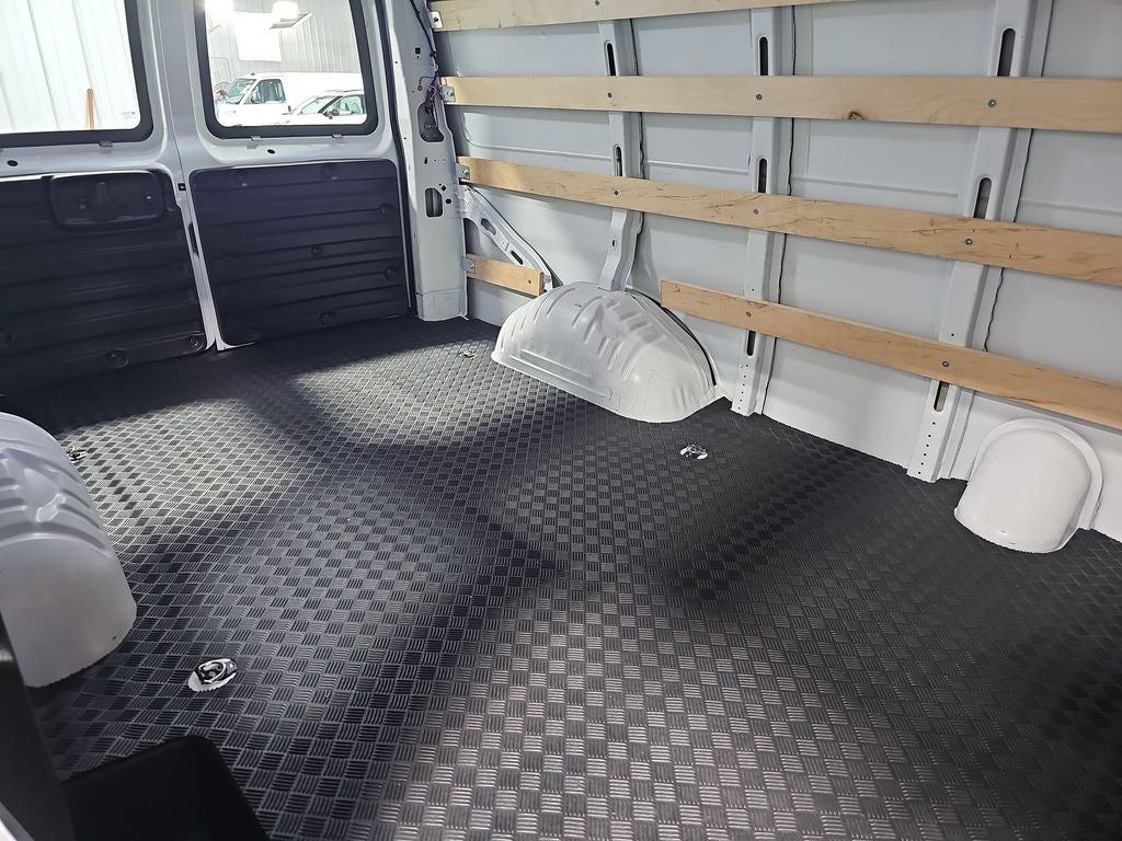 2025 Chevrolet Express 2500 Work Van Cargo