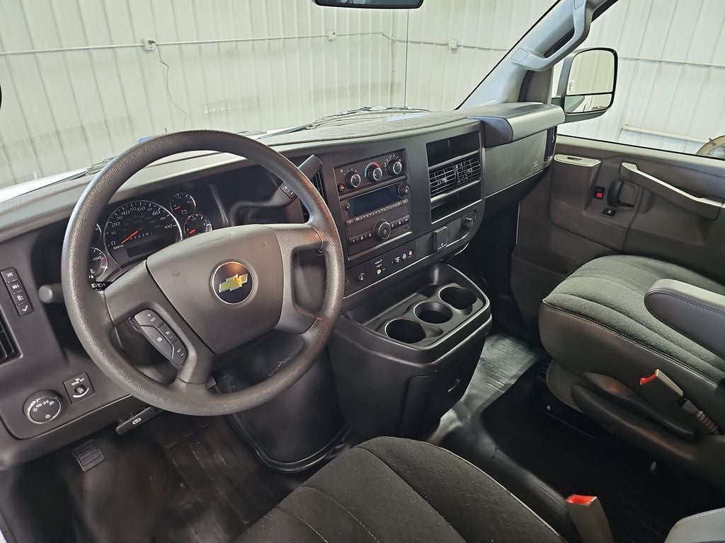2025 Chevrolet Express 2500 Work Van Cargo