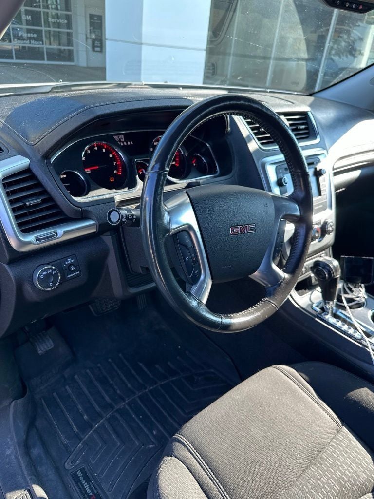 2015 GMC Acadia SLE-2