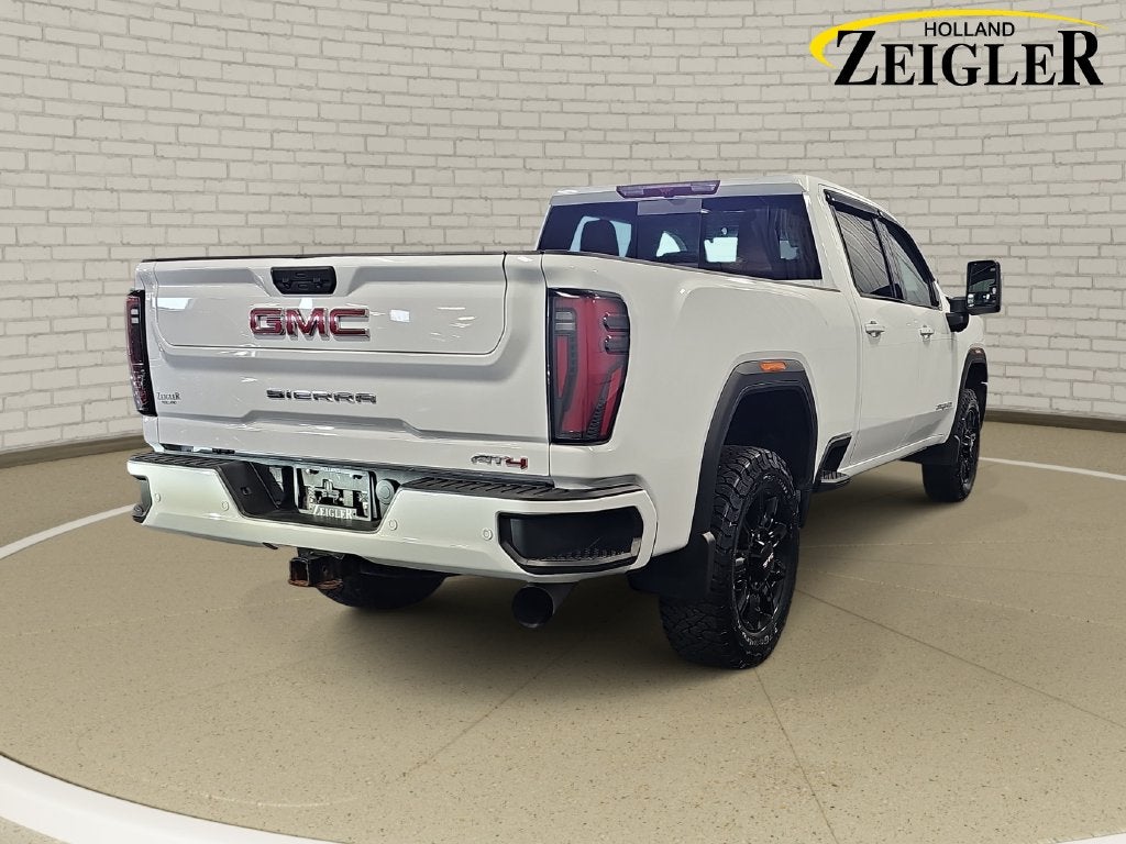 2024 GMC Sierra 2500HD AT4