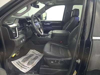 2025 GMC Sierra 2500HD Denali