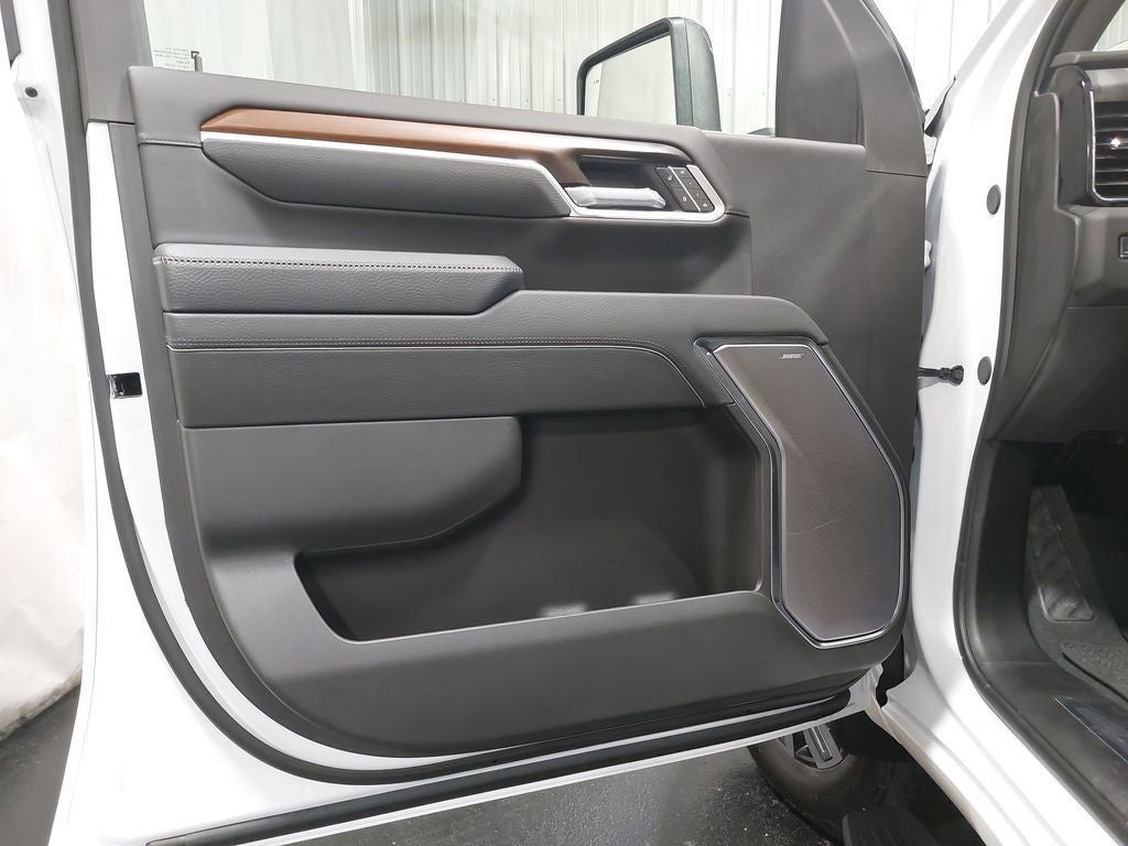 2025 GMC Sierra 2500HD Denali