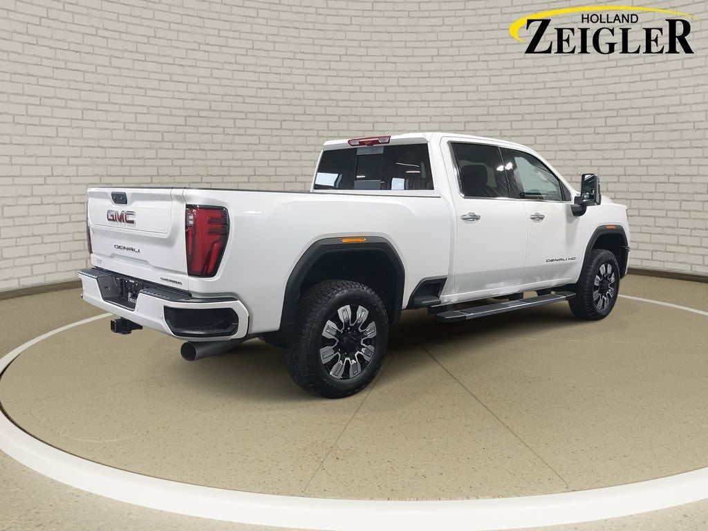 2025 GMC Sierra 2500HD Denali