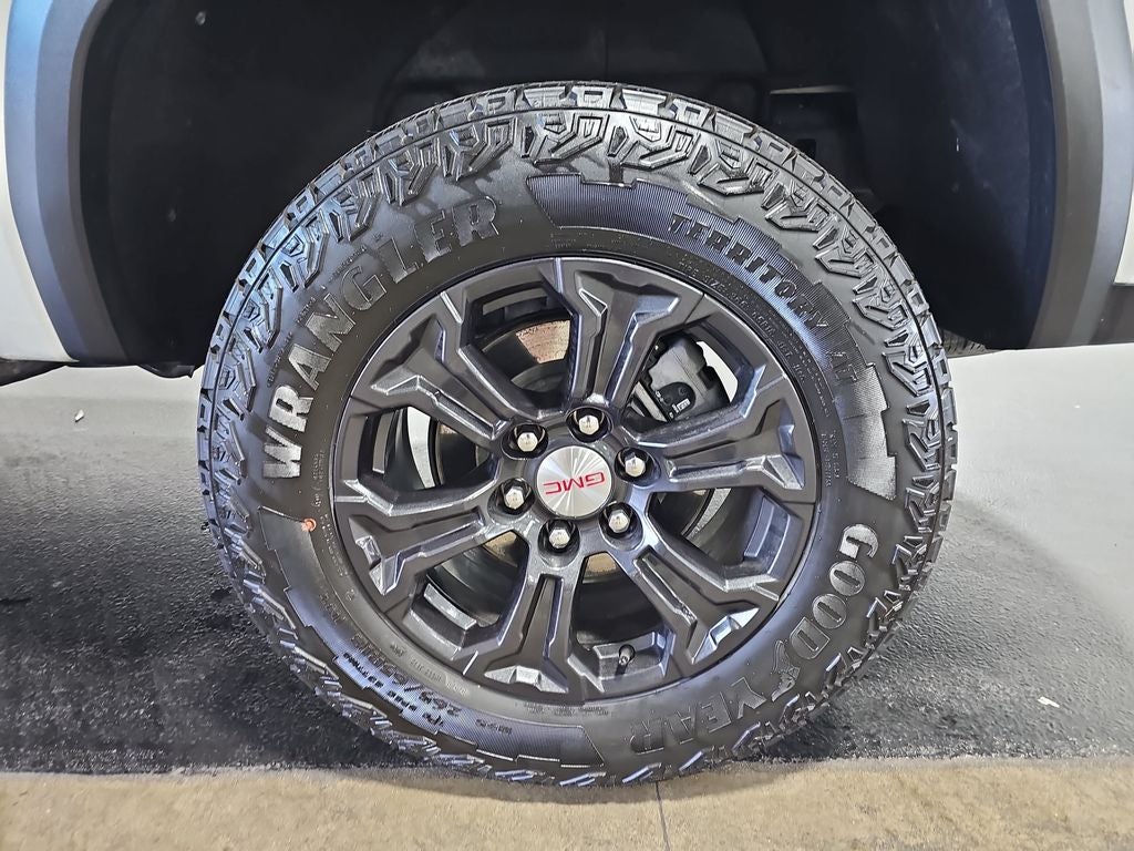 2024 GMC Canyon Elevation