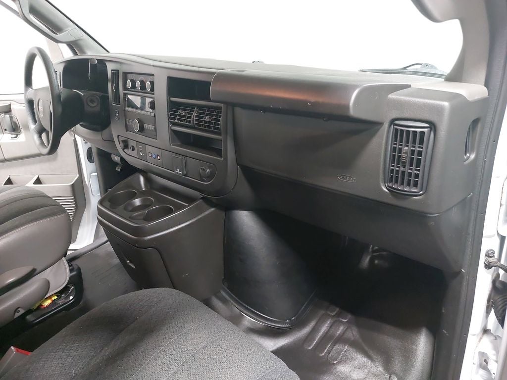 2024 GMC Savana 2500 Work Van
