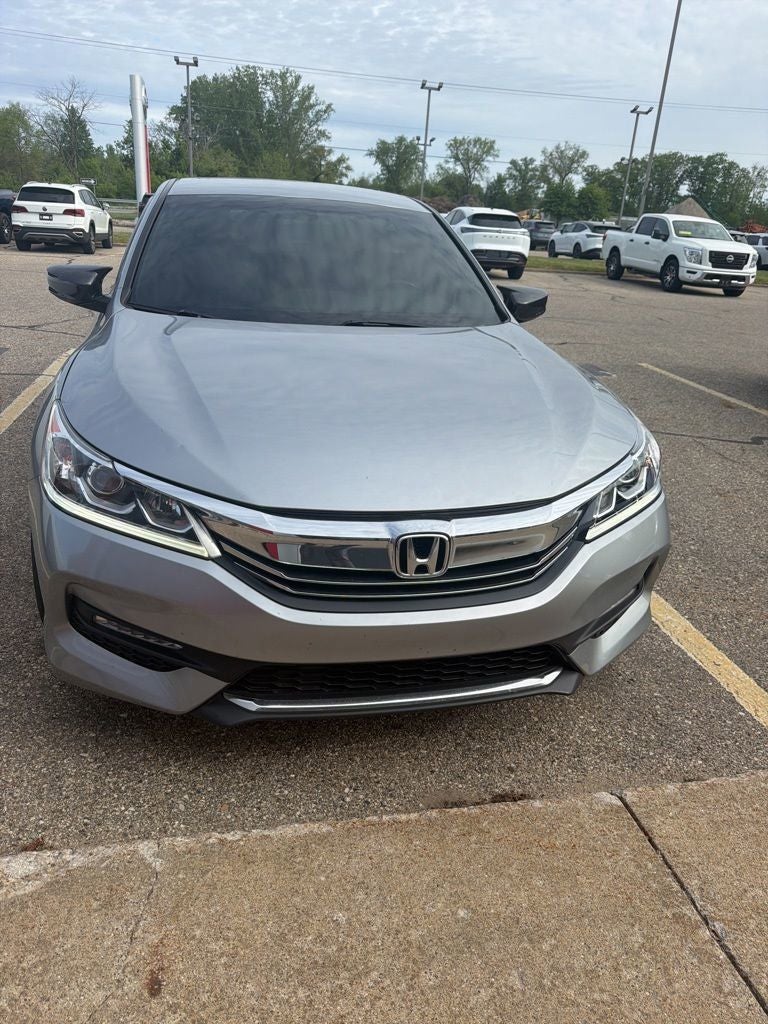 2017 Honda Accord Sport SE CVT's photo