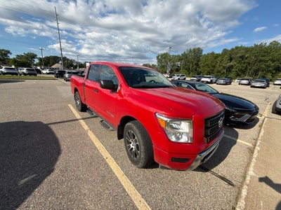 2022 Nissan Titan SV