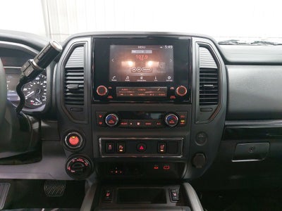 2024 Nissan Titan SV