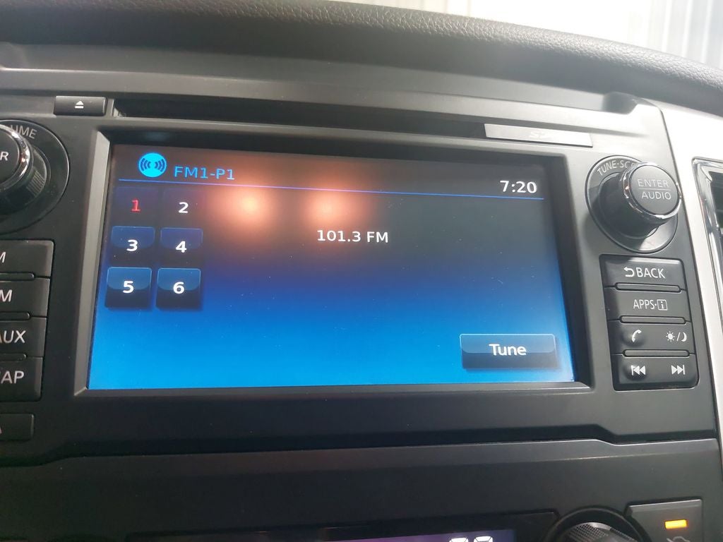 2017 Nissan Titan XD SV