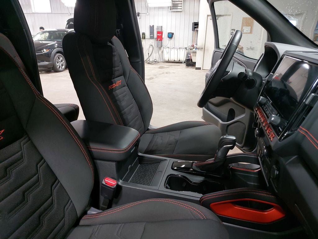 2025 Nissan Frontier PRO-4X