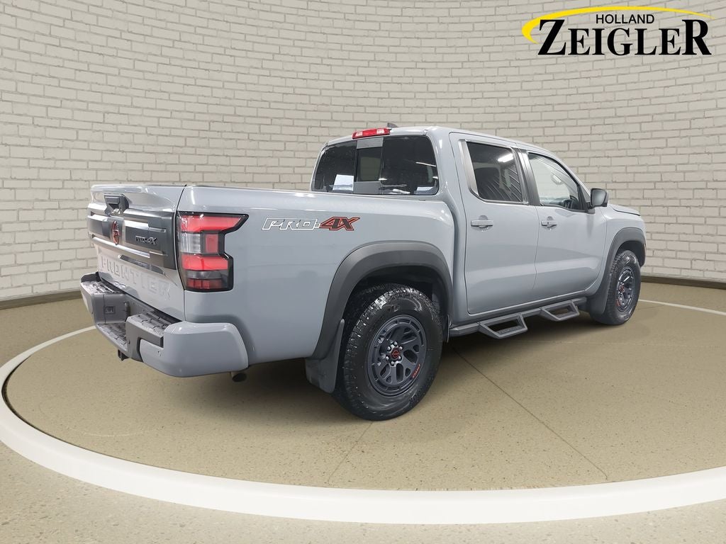 2025 Nissan Frontier PRO-4X