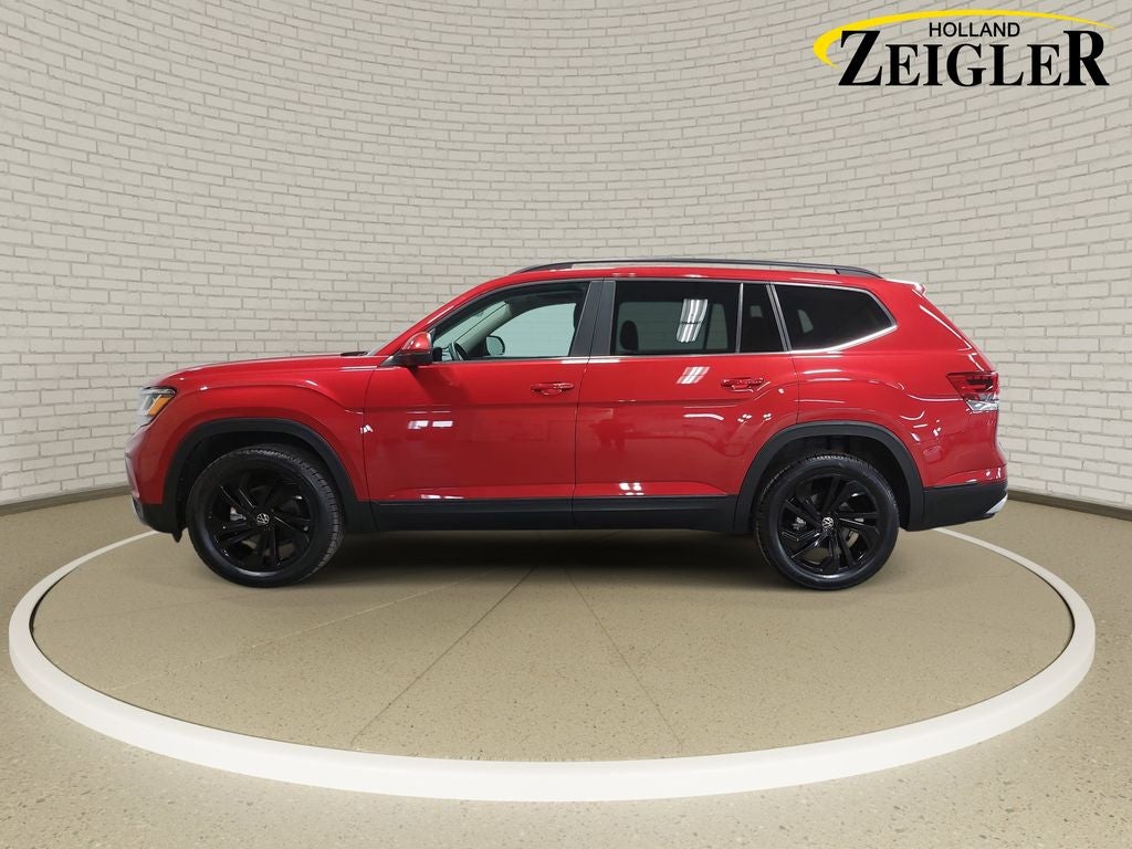 2022 Volkswagen Atlas 3.6L V6 SE w/Technology
