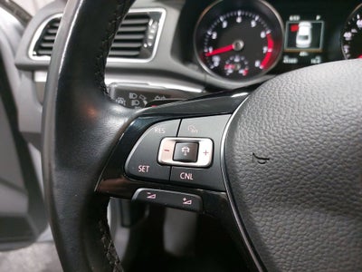 2019 Volkswagen Passat 2.0T SE R-Line