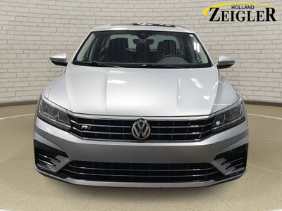 2019 Volkswagen Passat 2.0T SE R-Line