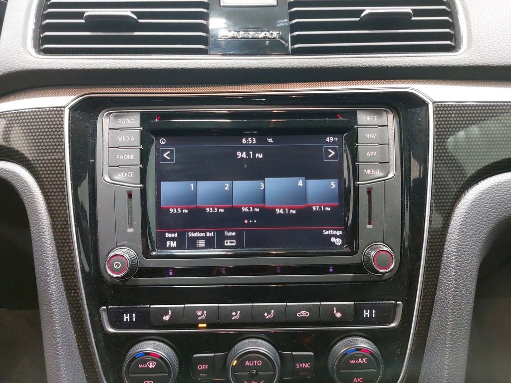 2019 Volkswagen Passat 2.0T SE R-Line