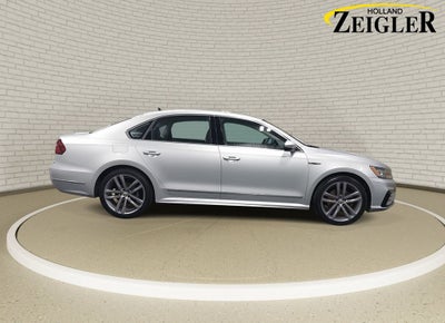 2019 Volkswagen Passat 2.0T SE R-Line