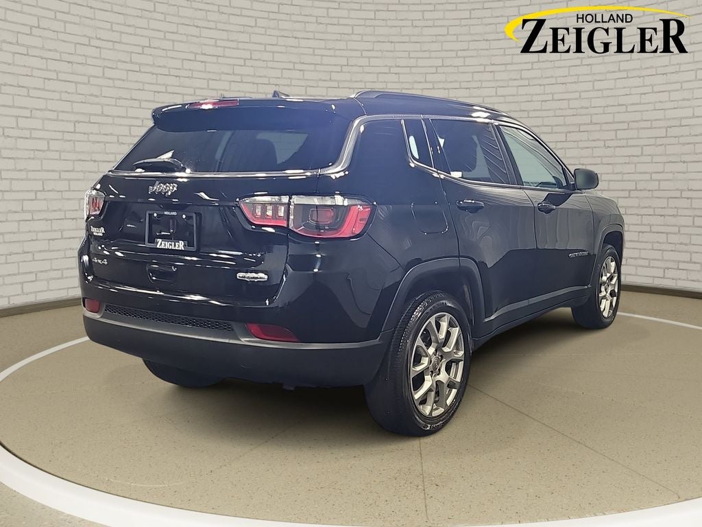 2022 Jeep Compass Latitude Lux