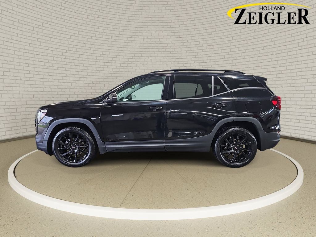 2023 GMC Terrain SLT