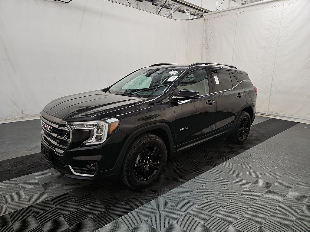 2023 GMC Terrain AT4