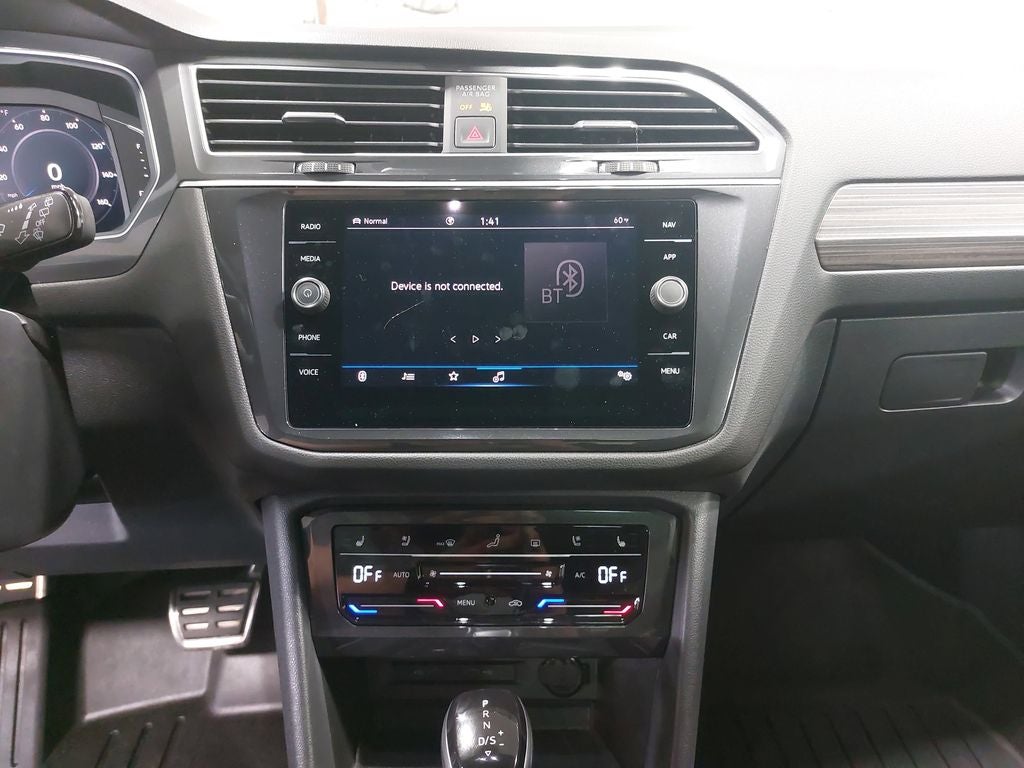 2024 Volkswagen Tiguan 2.0T SEL R-Line