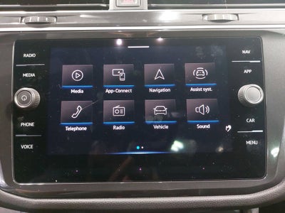 2024 Volkswagen Tiguan 2.0T SEL R-Line