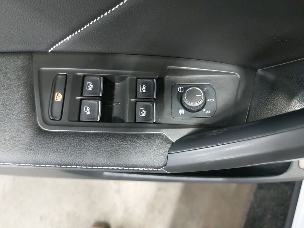 2024 Volkswagen Tiguan 2.0T SEL R-Line
