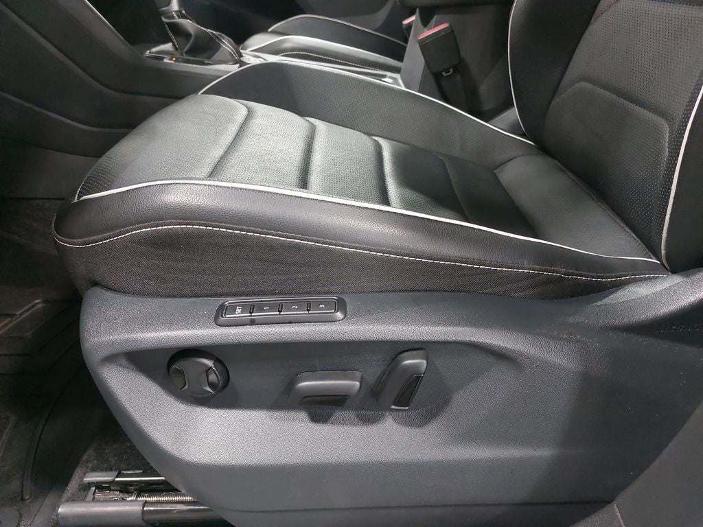2024 Volkswagen Tiguan 2.0T SEL R-Line