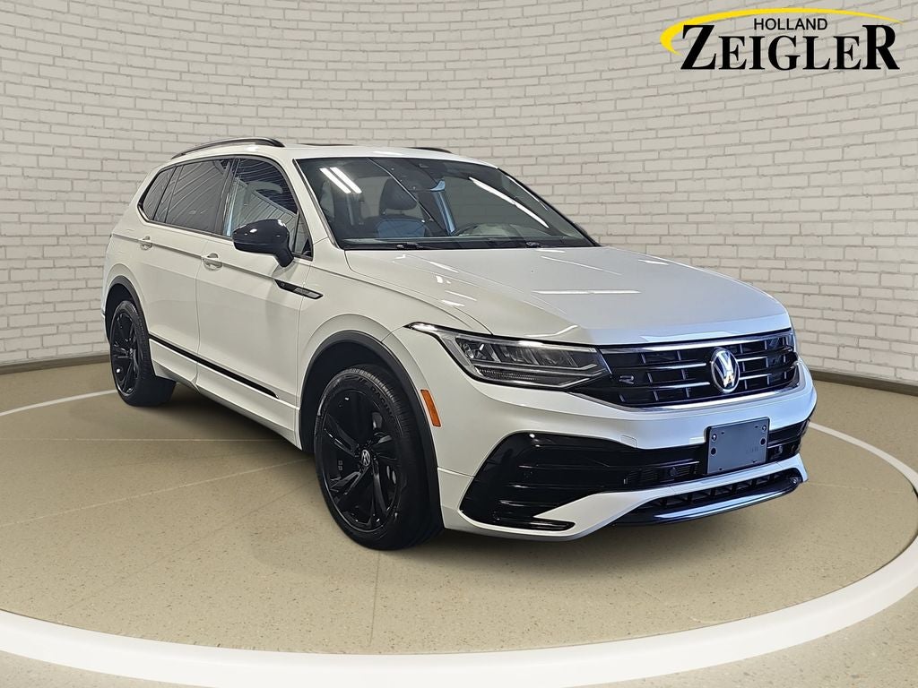 2023 Volkswagen Tiguan 2.0T SE R-Line Black
