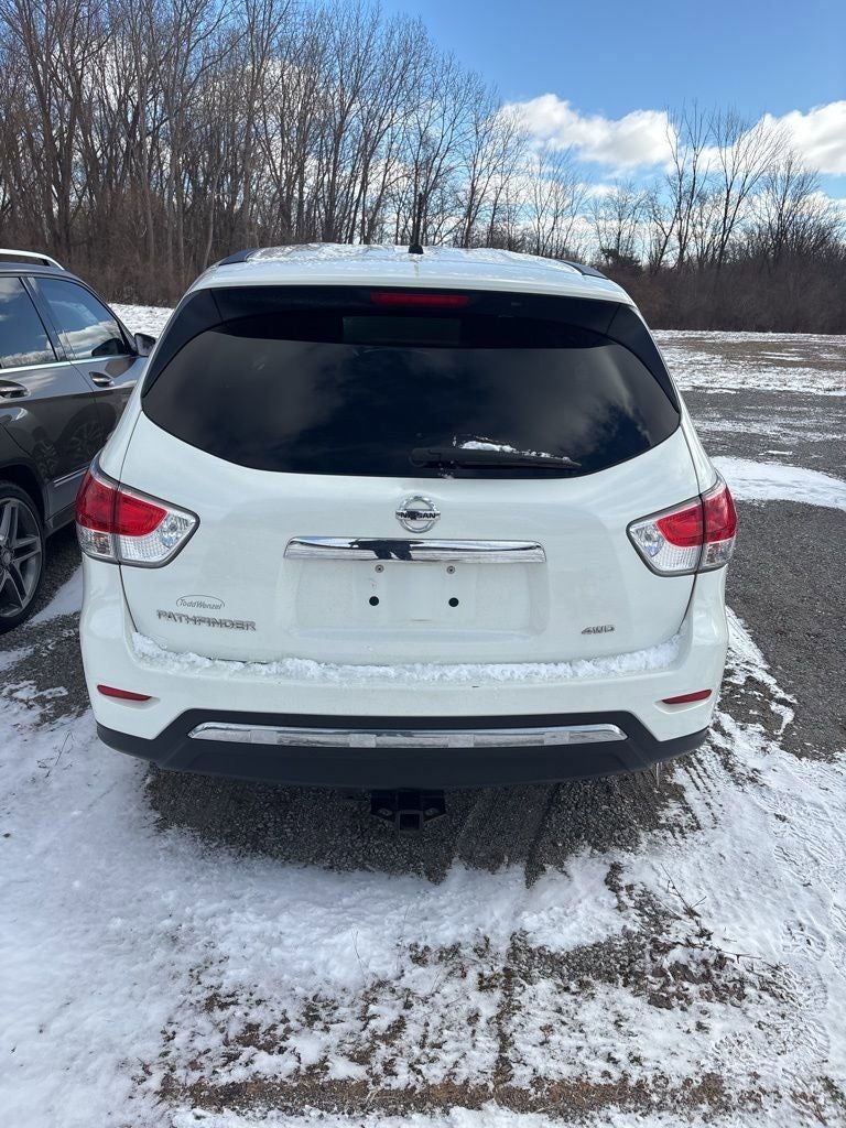 2015 Nissan Pathfinder S