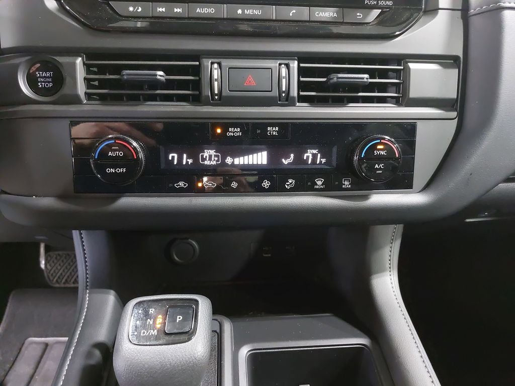 2025 Nissan Pathfinder S