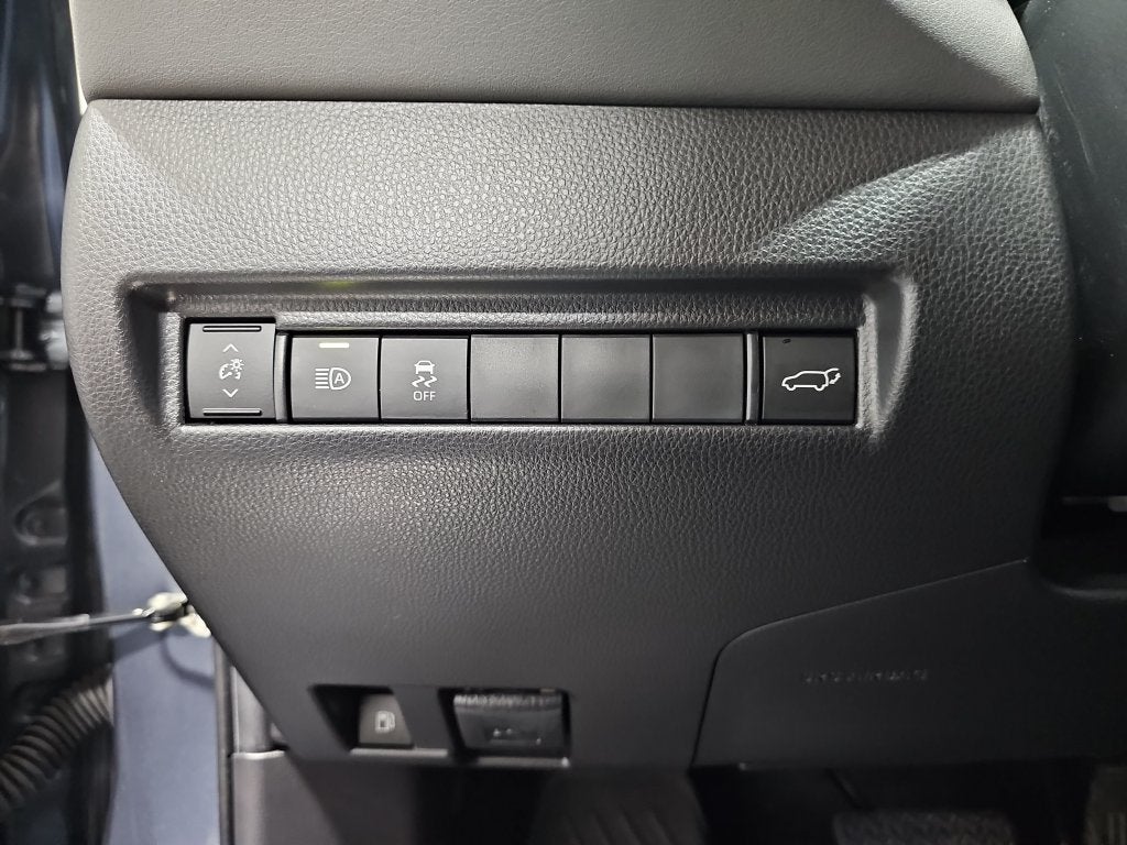 2023 Toyota Venza XLE