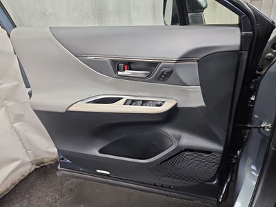 2023 Toyota Venza XLE