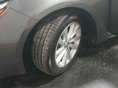 2024 Toyota Corolla Hatchback SE