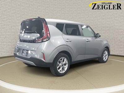 2025 Kia Soul LX