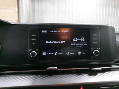 2023 Kia Carnival LX