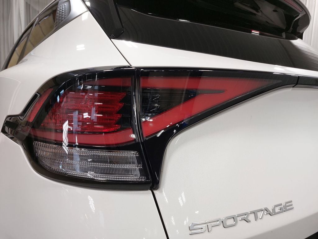 2023 Kia Sportage Hybrid LX
