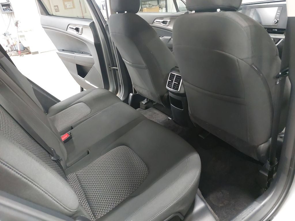 2025 Kia Sportage LX