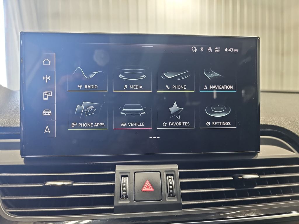 2023 Audi Q5 45 S line Premium quattro