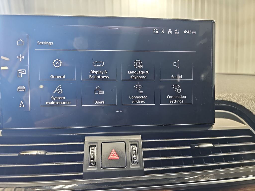 2023 Audi Q5 45 S line Premium quattro