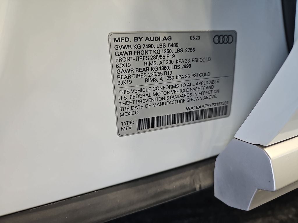 2023 Audi Q5 45 S line Premium quattro