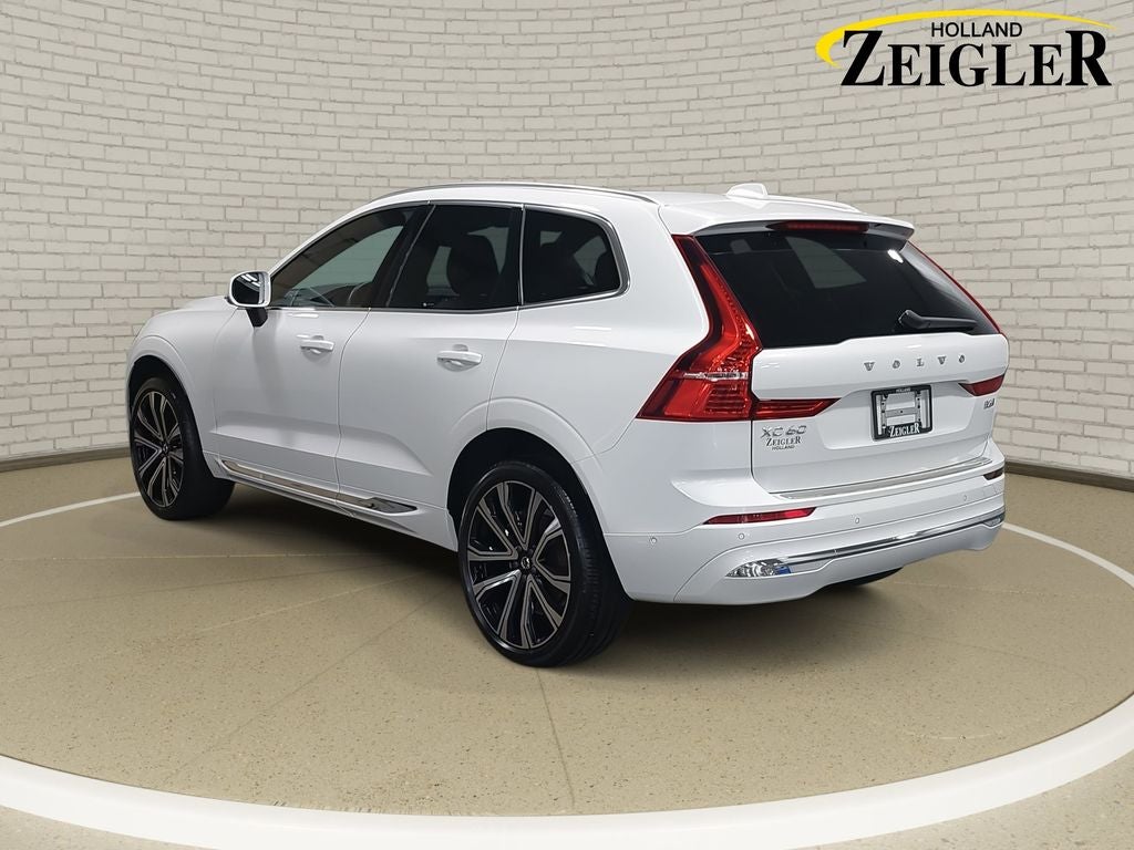 2023 Volvo XC60 B6 Ultimate Bright Theme