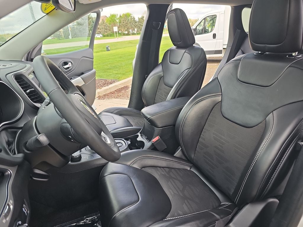 2022 Jeep Cherokee X