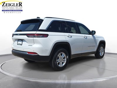 2022 Jeep Grand Cherokee Laredo