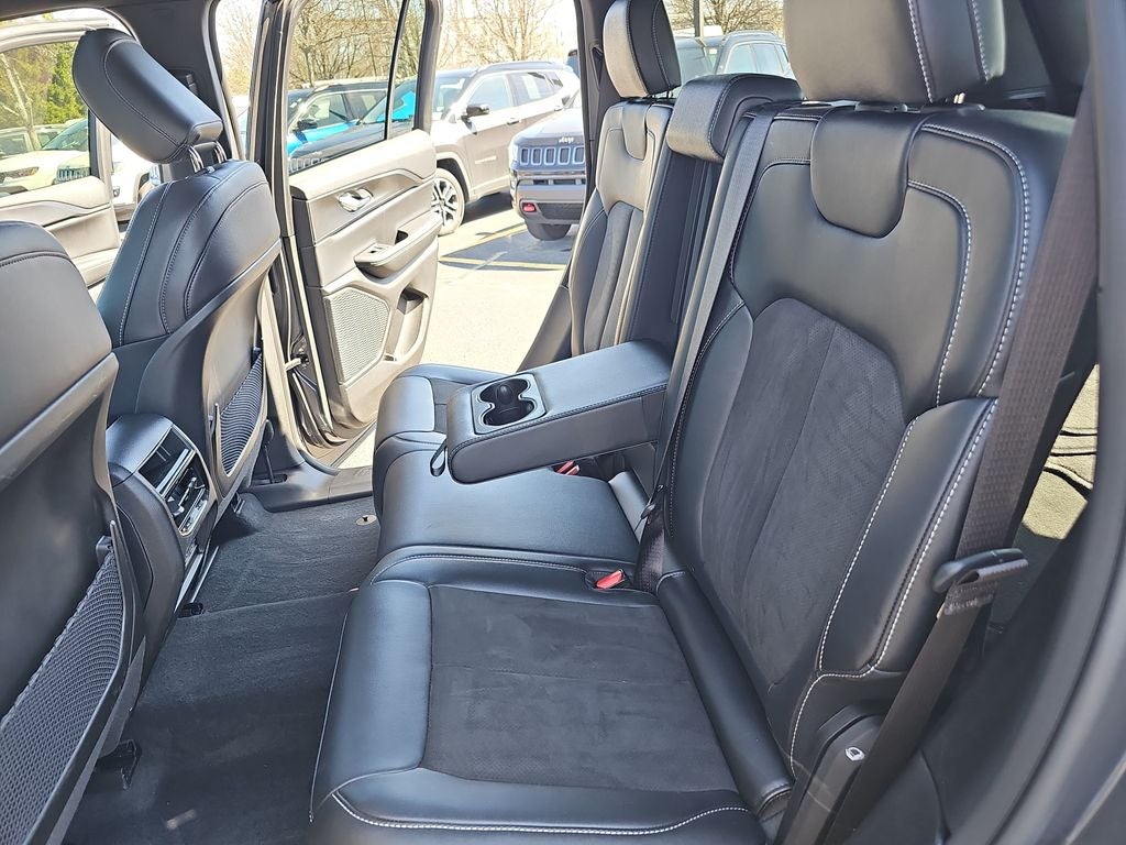 2023 Jeep Grand Cherokee Altitude X