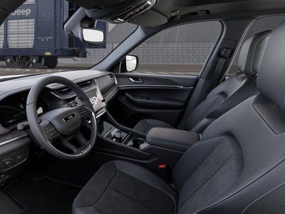 2026 Jeep Grand Cherokee Altitude