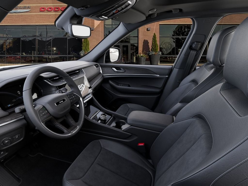 2026 Jeep Grand Cherokee Altitude