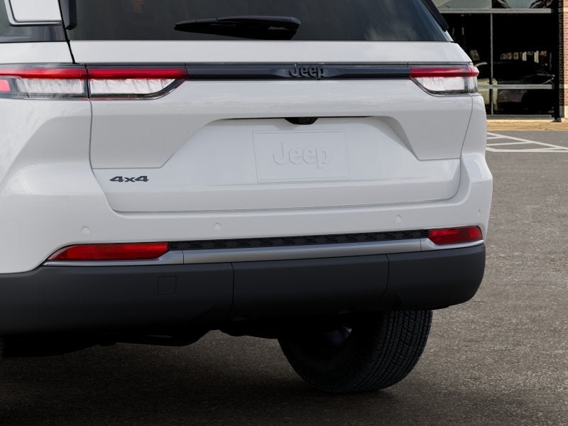 2027 Jeep Grand Cherokee Altitude