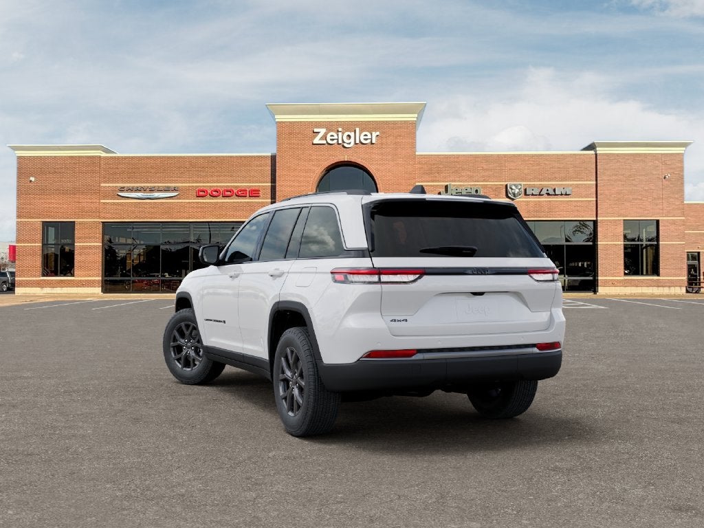2027 Jeep Grand Cherokee Altitude